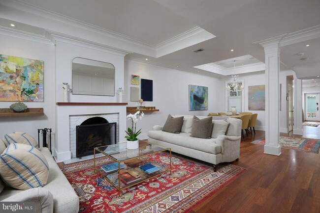 property at 1217 T St NW