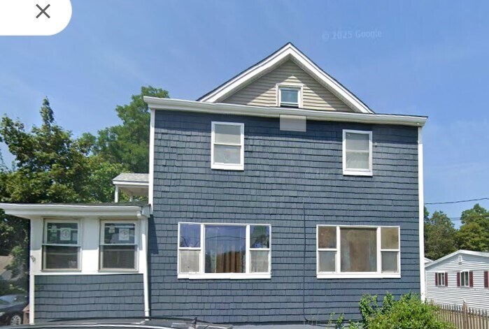 34 Garfield St in Taunton, MA - Building Photo