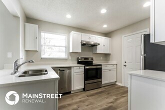 2574 SW Monterrey Ln in Port St. Lucie, FL - Building Photo - Building Photo