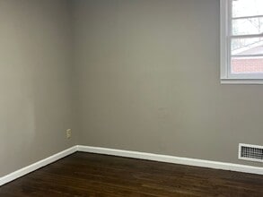 1208 Dewey St in Griffin, GA - Building Photo - Building Photo