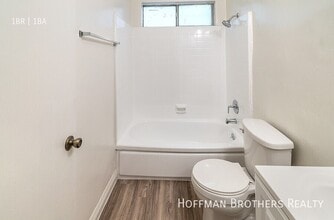 20436 Cohasset St, Unit 3 in Los Angeles, CA - Building Photo - Building Photo