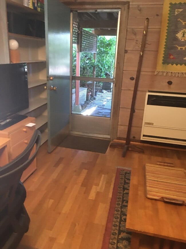 237 Colusa Ave in El Cerrito, CA - Building Photo - Building Photo