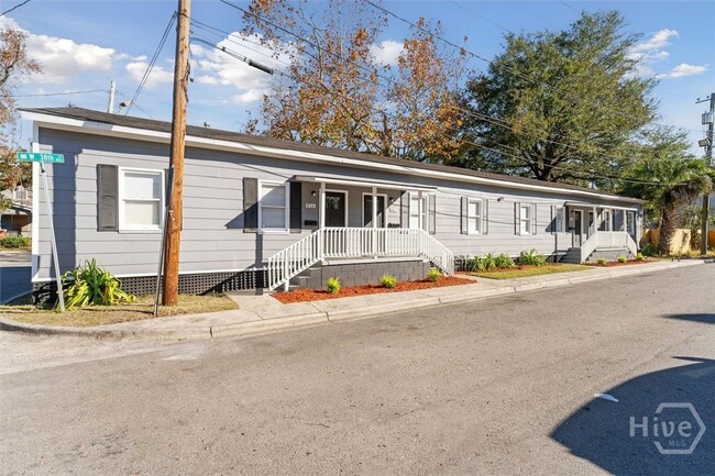 810 W 38th St in Savannah, GA - Building Photo - Building Photo