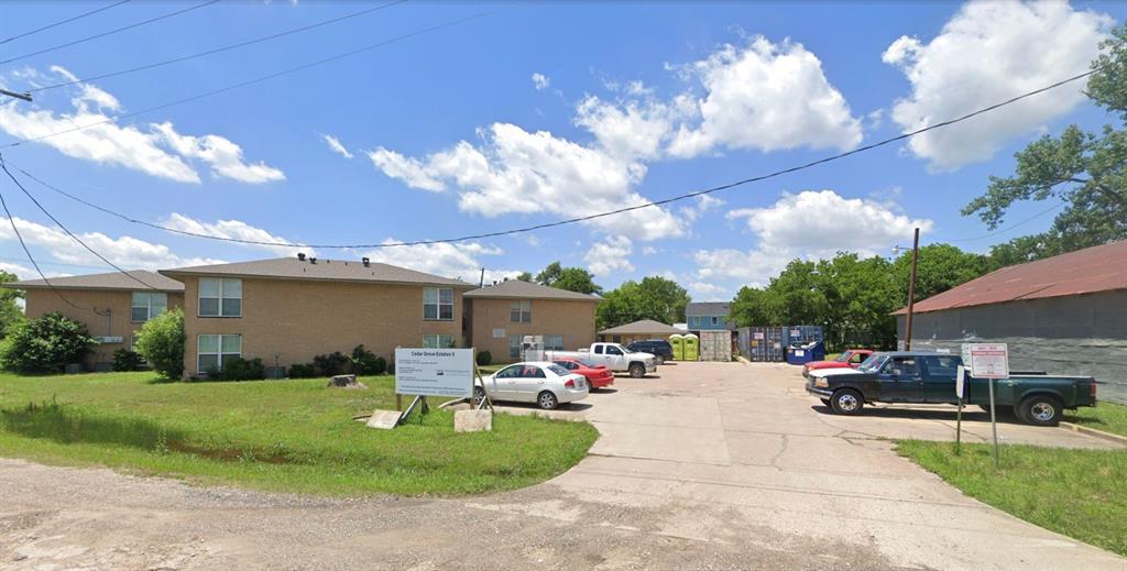 306 W Avenue D in Rosebud, TX - Building Photo