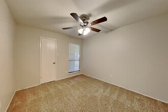 16935 Kilwinning Dr in Houston, TX - Building Photo - Building Photo