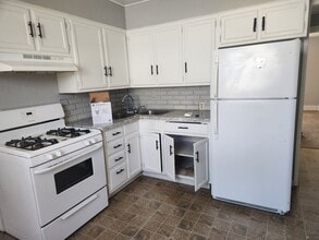 2636 16th St in Moline, IL - Building Photo - Building Photo