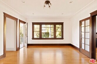 5850 Foothill Dr in Los Angeles, CA - Building Photo - Building Photo