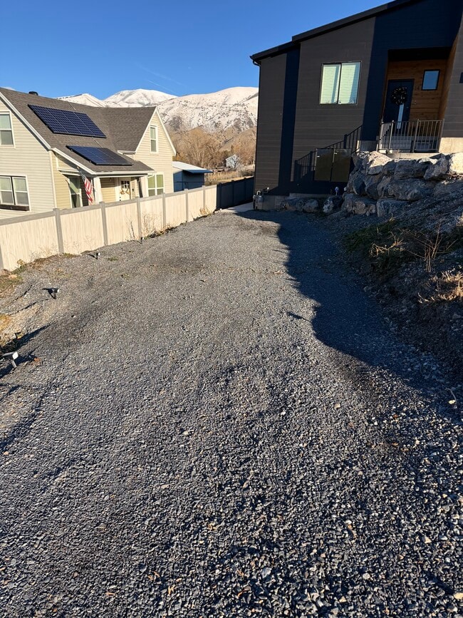 14 N 300 E in Hyrum, UT - Building Photo - Building Photo