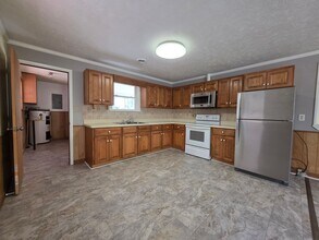 2134 NC-172 in Sneads Ferry, NC - Building Photo - Building Photo