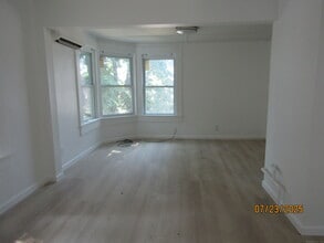 319 Valley St in Windham, CT - Building Photo - Building Photo