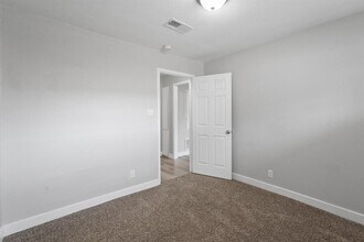 7817 Glass St in Houston, TX - Building Photo - Building Photo