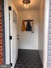 6122 Rolling View Dr in Sykesville, MD - Building Photo - Building Photo