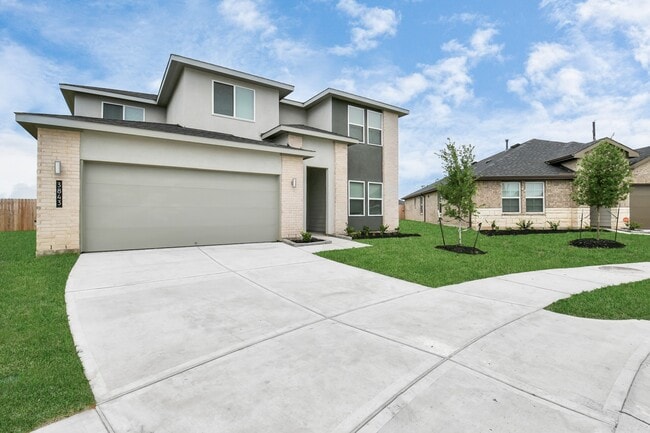 property at 3843 Pierce Pl Ln