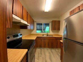 96-218 WAIAWA Rd in Pearl City, HI - Building Photo - Building Photo