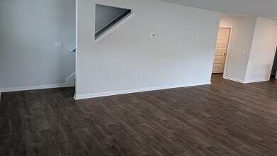 112 Painted Lady Lp in Savannah, GA - Building Photo - Building Photo