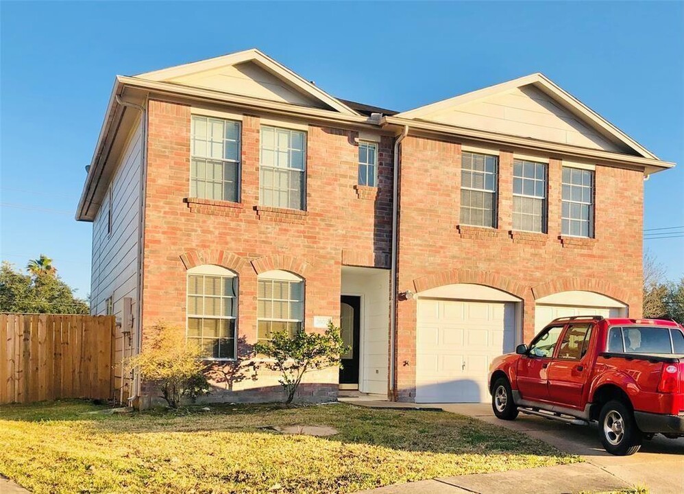 2602 Eldridge Park Way in Sugar Land, TX - Building Photo