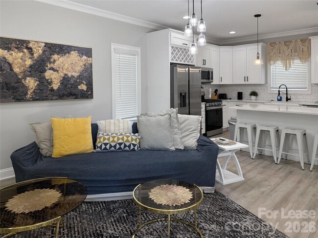 1640 Eastway Dr in Charlotte, NC - Building Photo - Building Photo