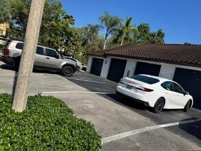 4500 NW 107th Ave in Doral, FL - Building Photo - Building Photo