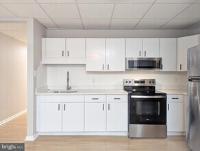 110 N Main St in Sellersville, PA - Building Photo - Building Photo