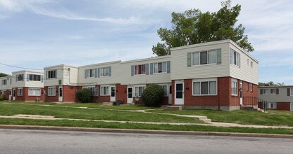 Oak Hill Townhomes in Baltimore, MD - Building Photo - Building Photo