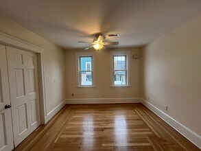 50 White St, Unit 3 in Somerville, MA - Building Photo - Building Photo