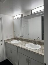 4577 Clinton Blvd in Greenacres, FL - Building Photo - Building Photo