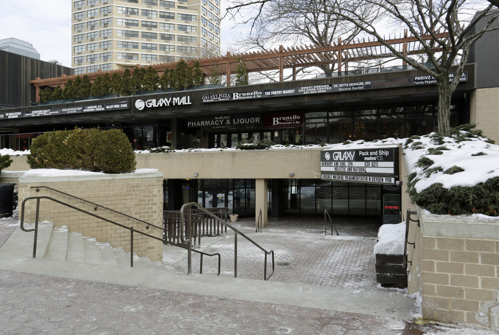 The Galaxy Towers Apartments Guttenberg, NJ Apartments For Rent