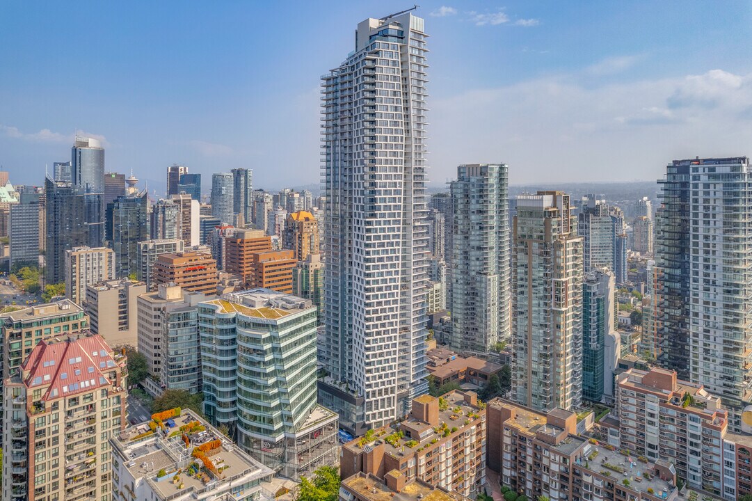 One Burrard Place in Vancouver, BC - Building Photo