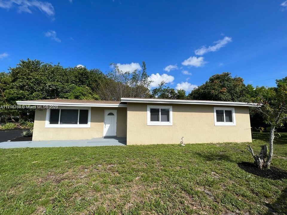 1125 NW 16th Ct in Fort Lauderdale, FL - Building Photo