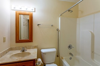 Jac Lyn Apartments in Moultrie, GA - Foto de edificio - Interior Photo
