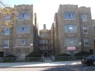 1807 S St Louis in Chicago, IL - Foto de edificio - Building Photo