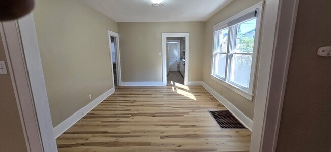 property at 912 S 3rd St