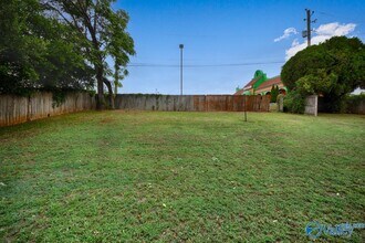 4210 Toftoy Dr SW in Huntsville, AL - Building Photo - Building Photo