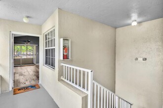 2890 N Oakland Forest Dr in Oakland Park, FL - Building Photo - Building Photo
