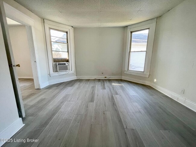 4116 W Broadway in Louisville, KY - Building Photo - Building Photo