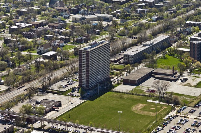 New Englewood Terrace Apartments in Chicago, IL - Building Photo - Building Photo