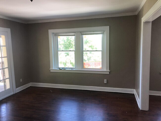 3223 E 8th St-Unit -1E in Kansas City, MO - Building Photo - Building Photo