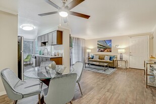 Walnut Grove Landing Apartamentos