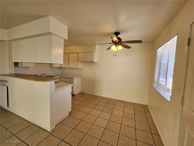 4224 N Vornsand Dr in Las Vegas, NV - Building Photo - Building Photo