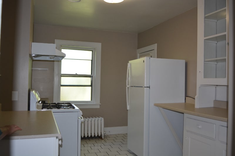 1010 Dudley Ave in Utica, NY - Building Photo