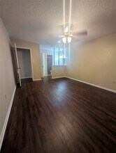 1910 Pear Creek Cir in Houston, TX - Building Photo - Building Photo