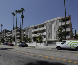 James Terrace Apartments in Los Angeles, CA - Building Photo - Building Photo