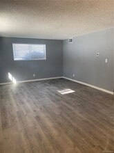 7625 Quincy E Ave, Unit 101 in Denver, CO - Building Photo - Building Photo