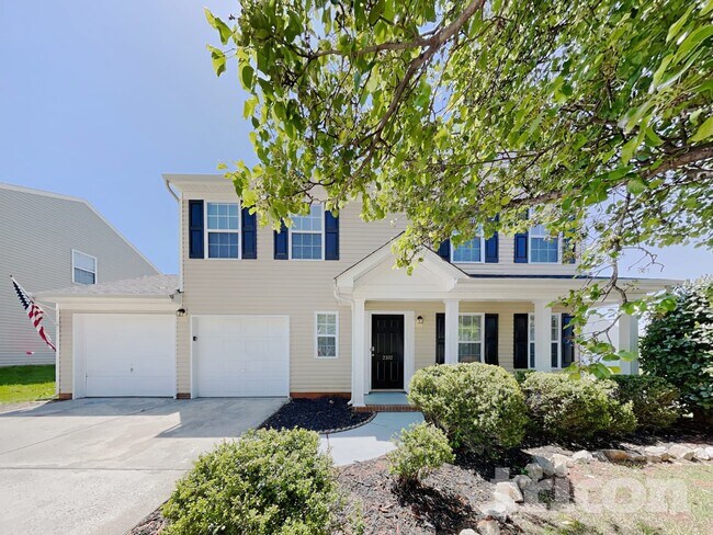 2102 Taras Trace Dr in Statesville, NC - Building Photo - Building Photo