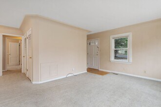 726 N Logan Ave in Colorado Springs, CO - Building Photo - Building Photo