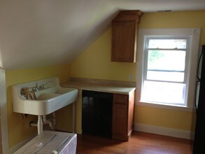 15 Columbus Ave, Unit 3 in Beverly, MA - Building Photo - Building Photo
