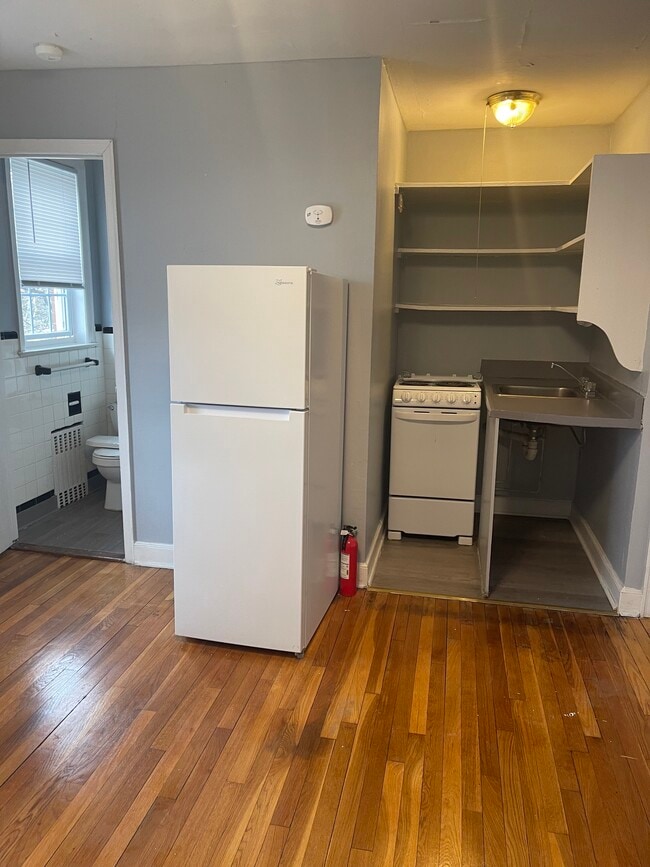 19 Chapman St in Hartford, CT - Building Photo - Building Photo