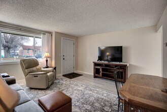 1206 E Heroy Ave in Spokane, WA - Building Photo - Building Photo