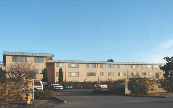 The Trianon Apartments in Burien, WA - Building Photo - Building Photo