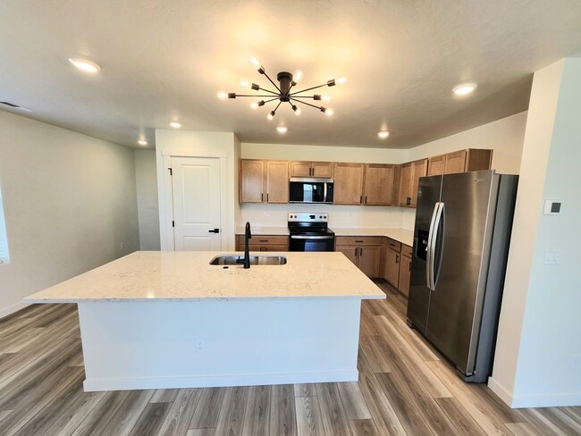 property at 19473 N Kershaw Ave